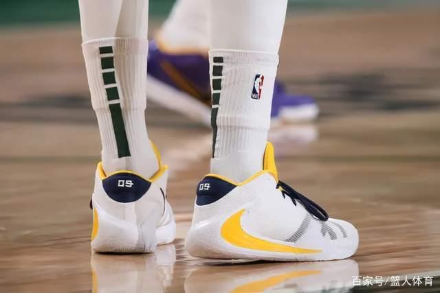 再见穆大叔！穆托姆博因脑癌去世 终年58岁