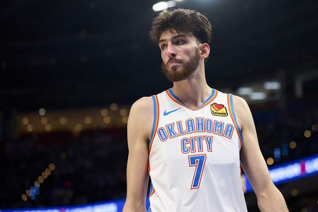 库里13中2仅得4分 绿军52分大胜勇士获11连胜